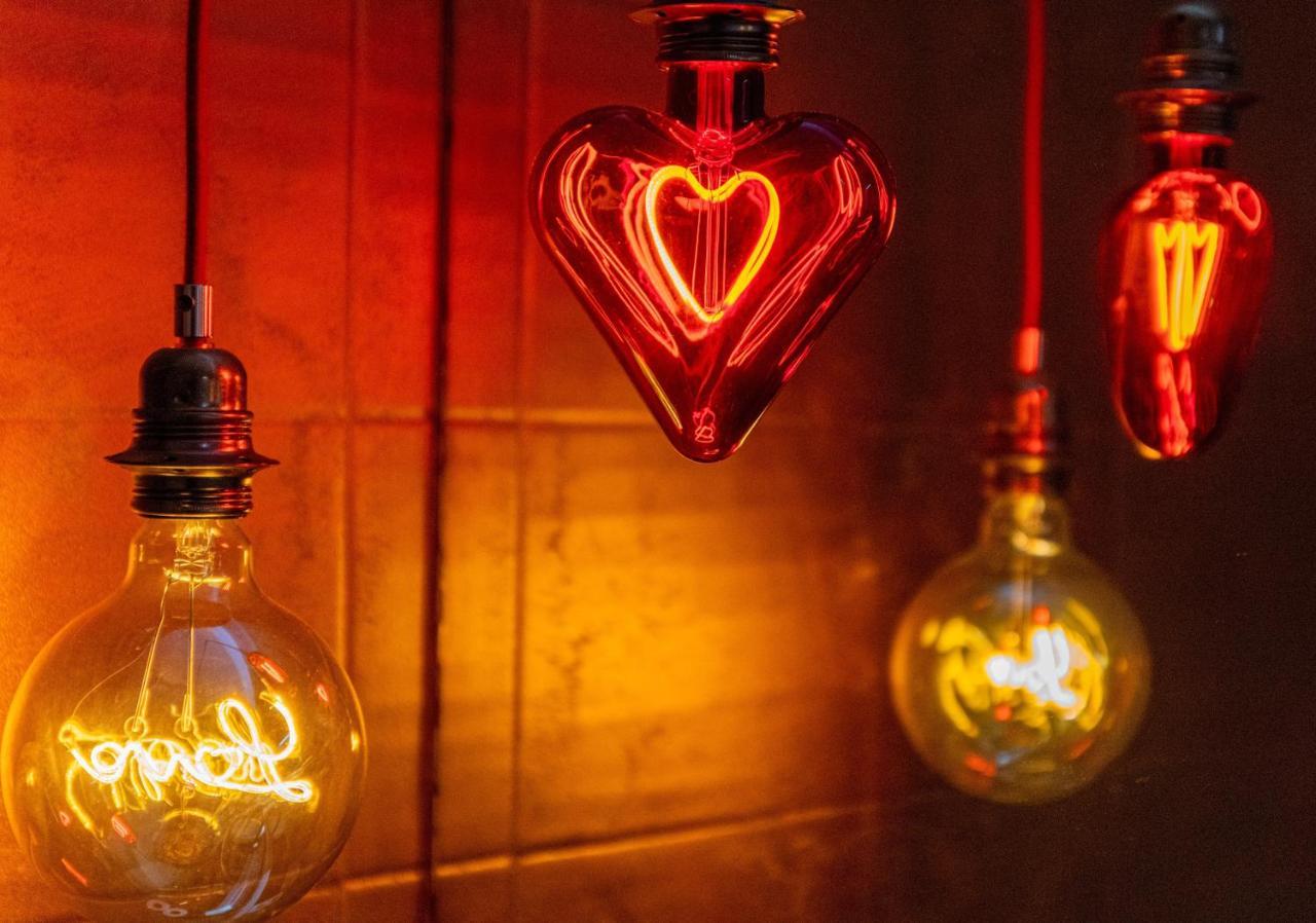 Jacuzzi - Love - Bdsm - Extra Luxury - Ev Chargger - Valentine'S Day - Red Room - Flexible Selfcheckins 28 ซาเกร็บ ภายนอก รูปภาพ