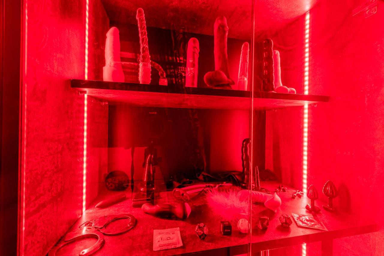Jacuzzi - Love - Bdsm - Extra Luxury - Ev Chargger - Valentine'S Day - Red Room - Flexible Selfcheckins 28 ซาเกร็บ ภายนอก รูปภาพ